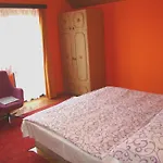 Fanni Vizkoezeli, Klimatizalt Vendeghaz Балатонбоглар